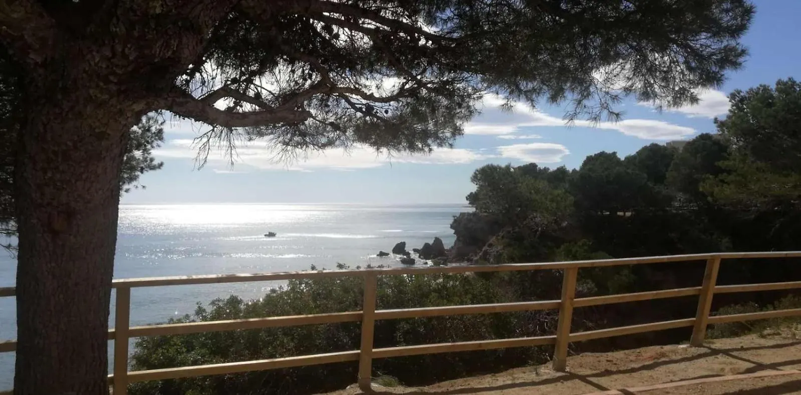 Willa Refugi De Mar With Private Swimming Pool And Free Wifi L'L'Hospitalet de l'Infant Dom wakacyjny